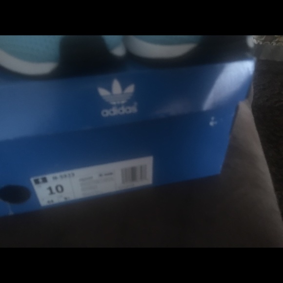Adidas Originals Size 10 Brand New In the Box